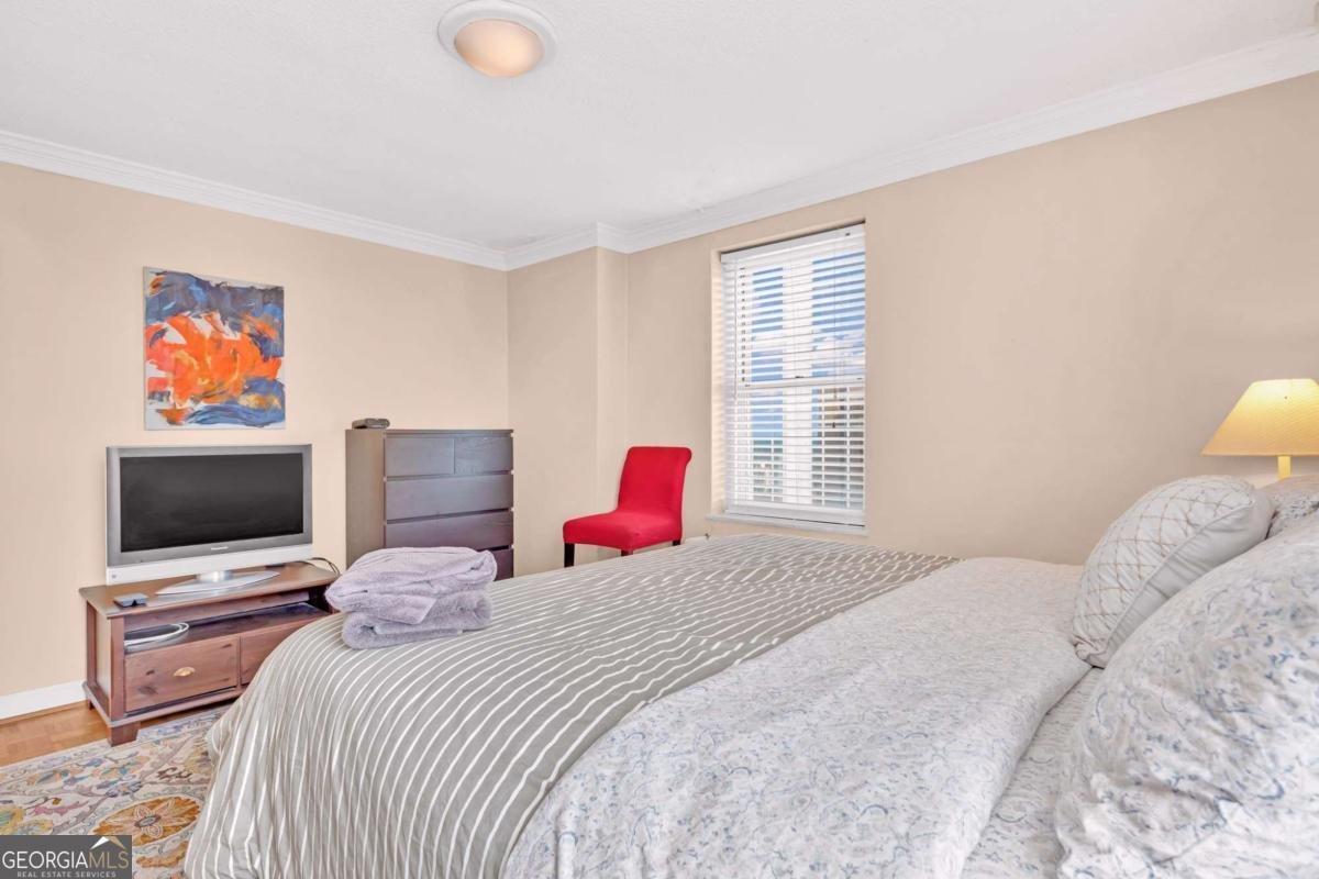 300 Peachtree Street Atlanta - 6