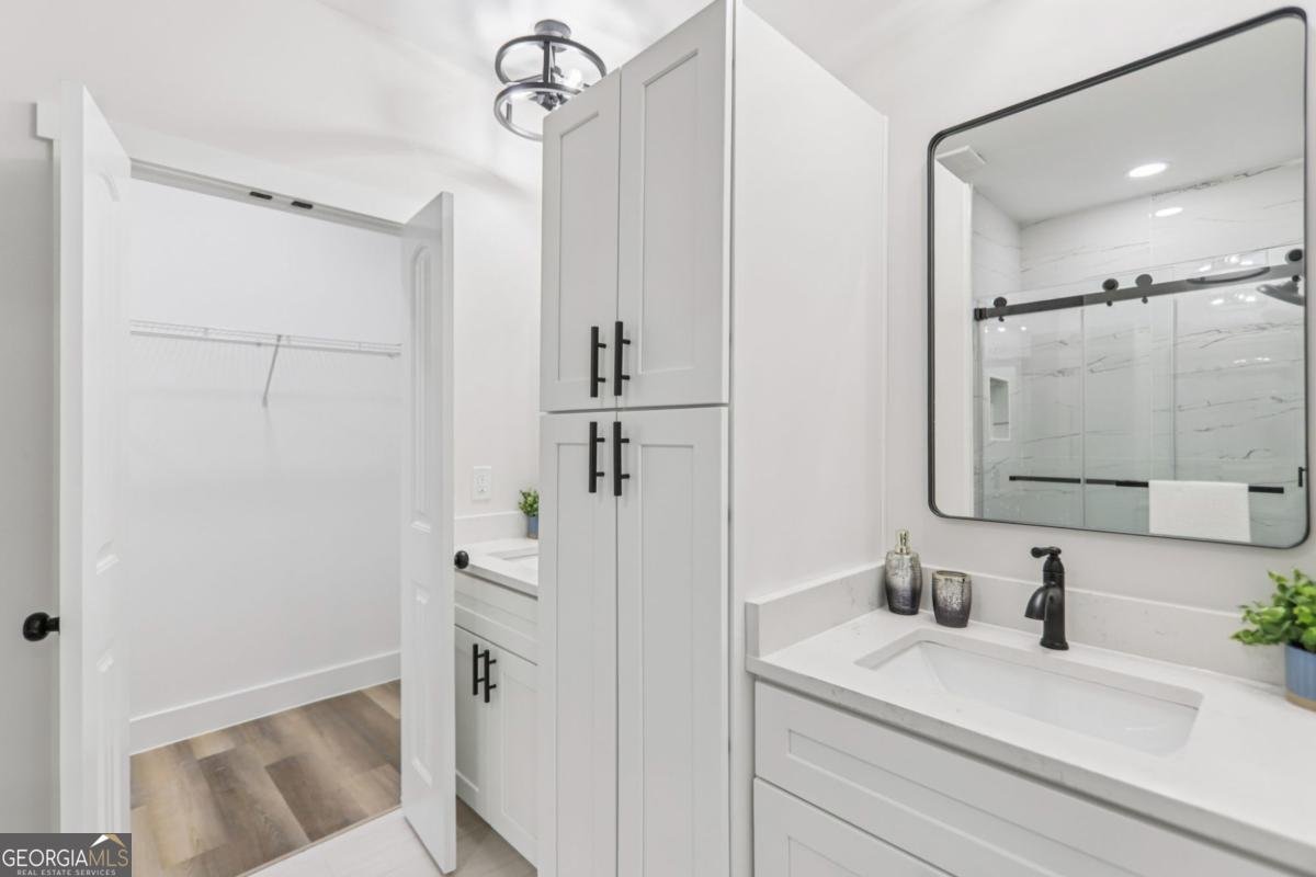 1400 Bouldercrest Road Atlanta - 19