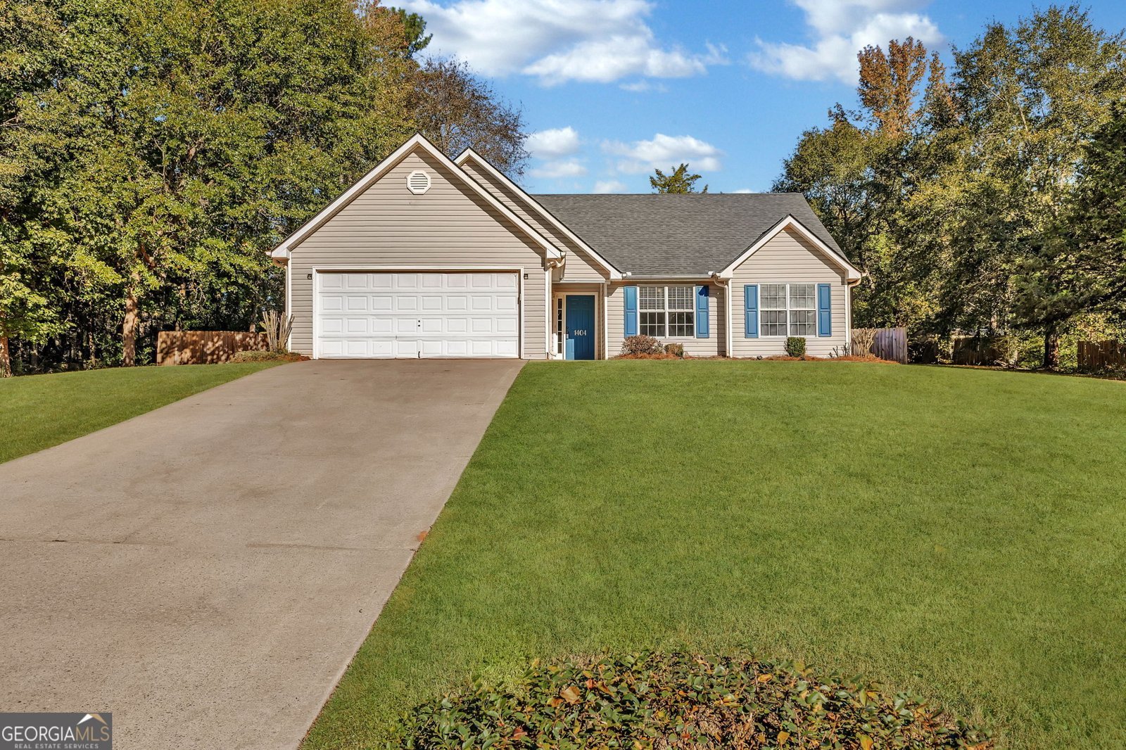 1404 Saddlebrook Court Locust Grove - main photo