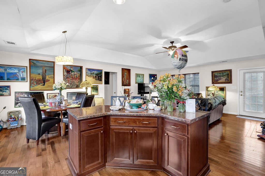 108 Jennifer Lane Lilburn - 16