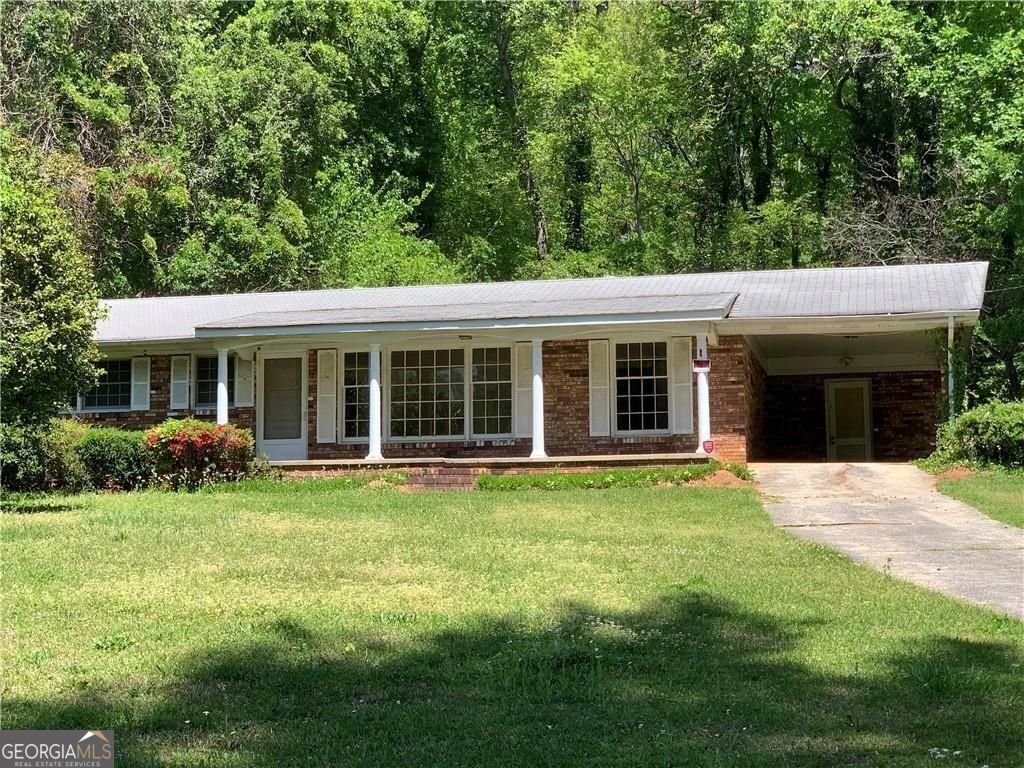 2703 Arrowood Drive East Point - 2