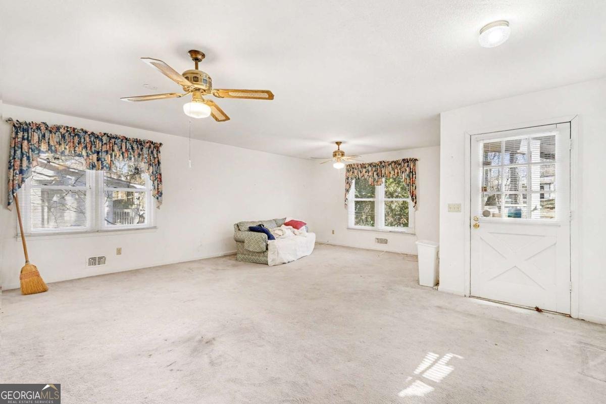 3341 Vandiver Drive Marietta - 2