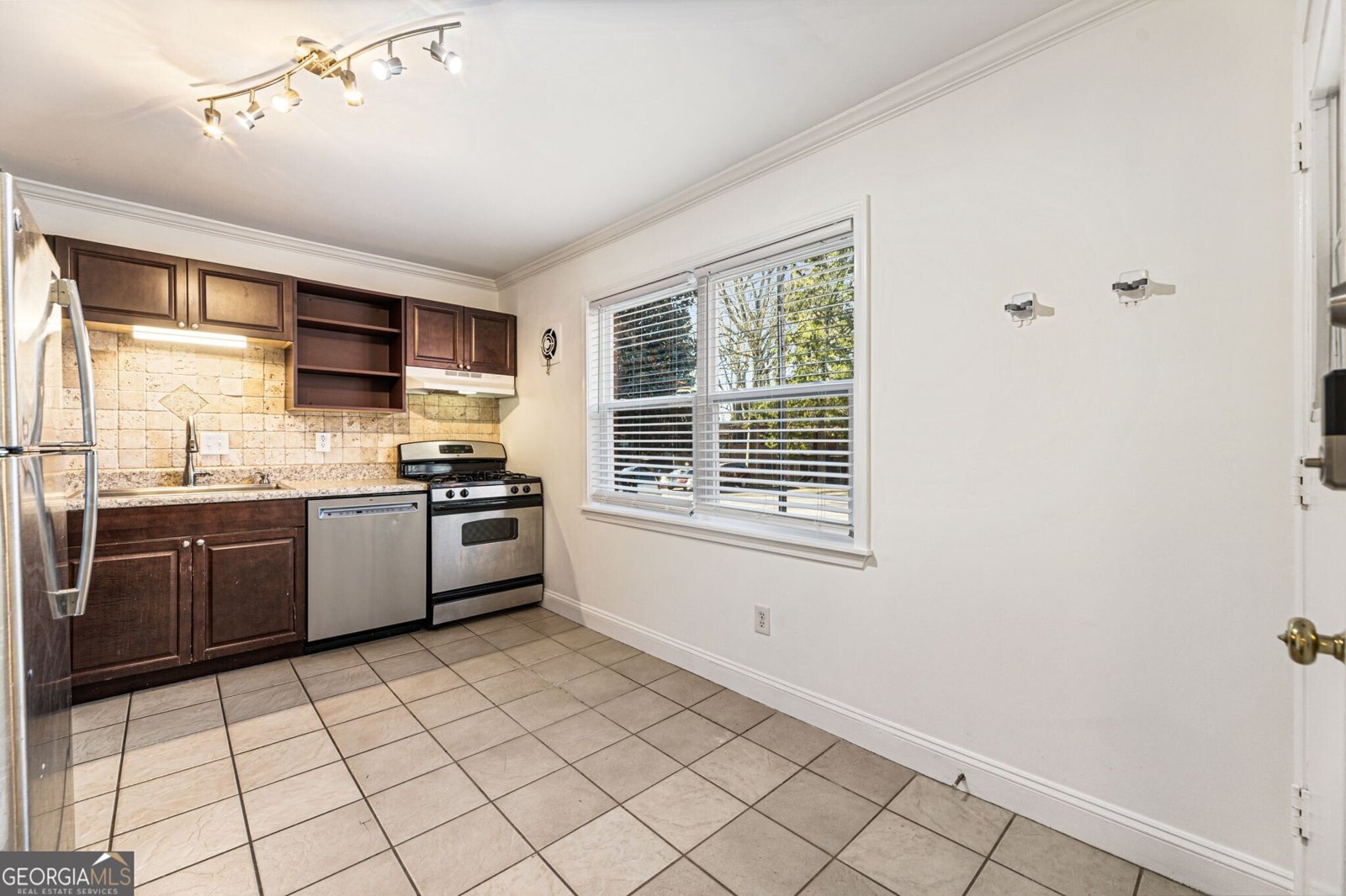 2429 Lawrenceville Highway Decatur - 8