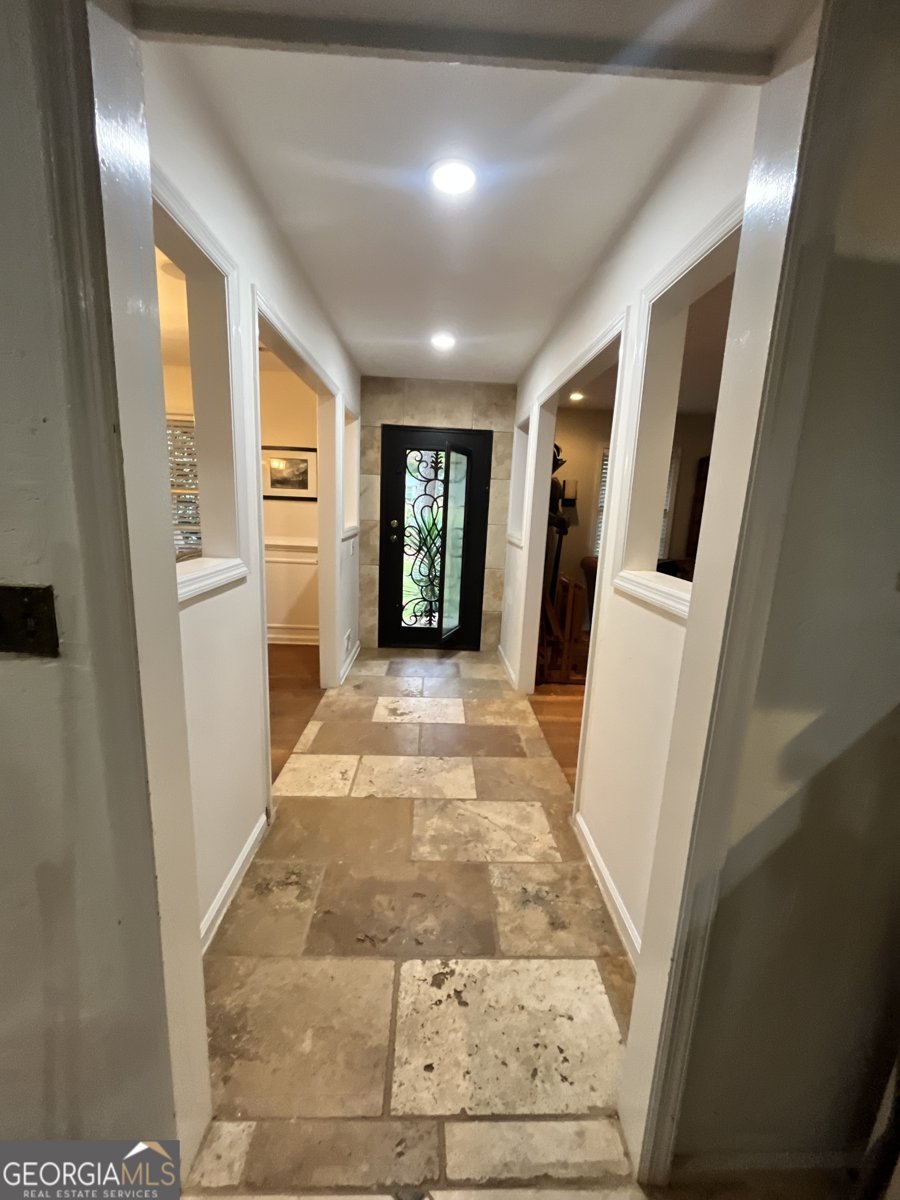 6450 Stubbs Road South Fulton - 24