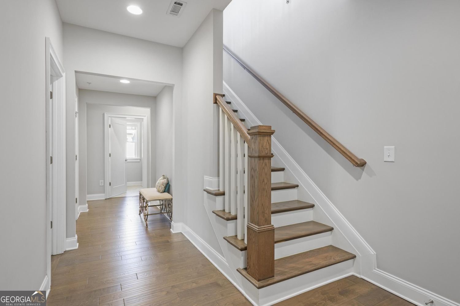 6435 Lucent Lane Atlanta - 23