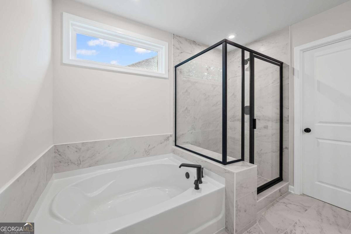 6402 Sycamore Drive Hoschton - 30