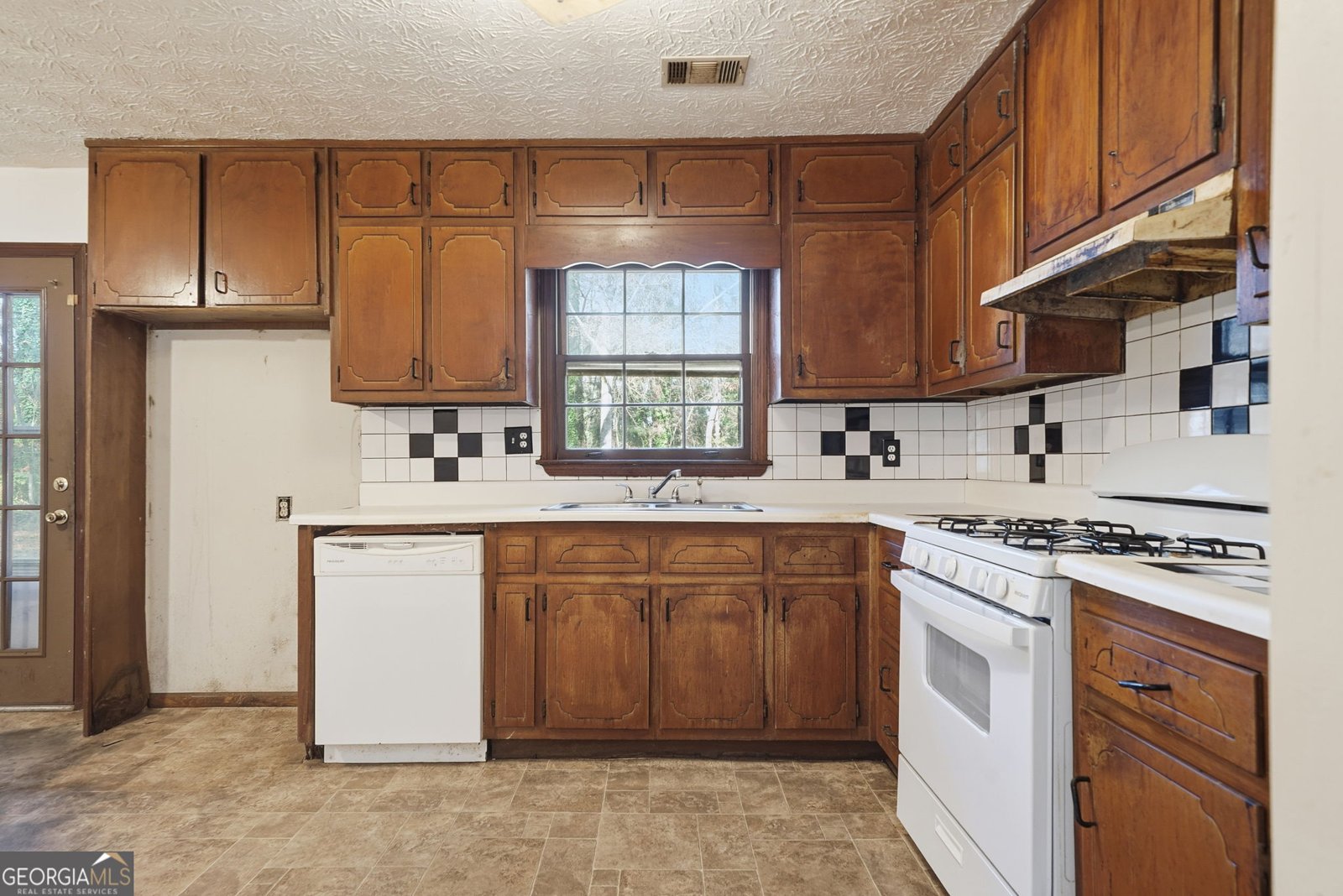 850 King Drive Conyers - 12