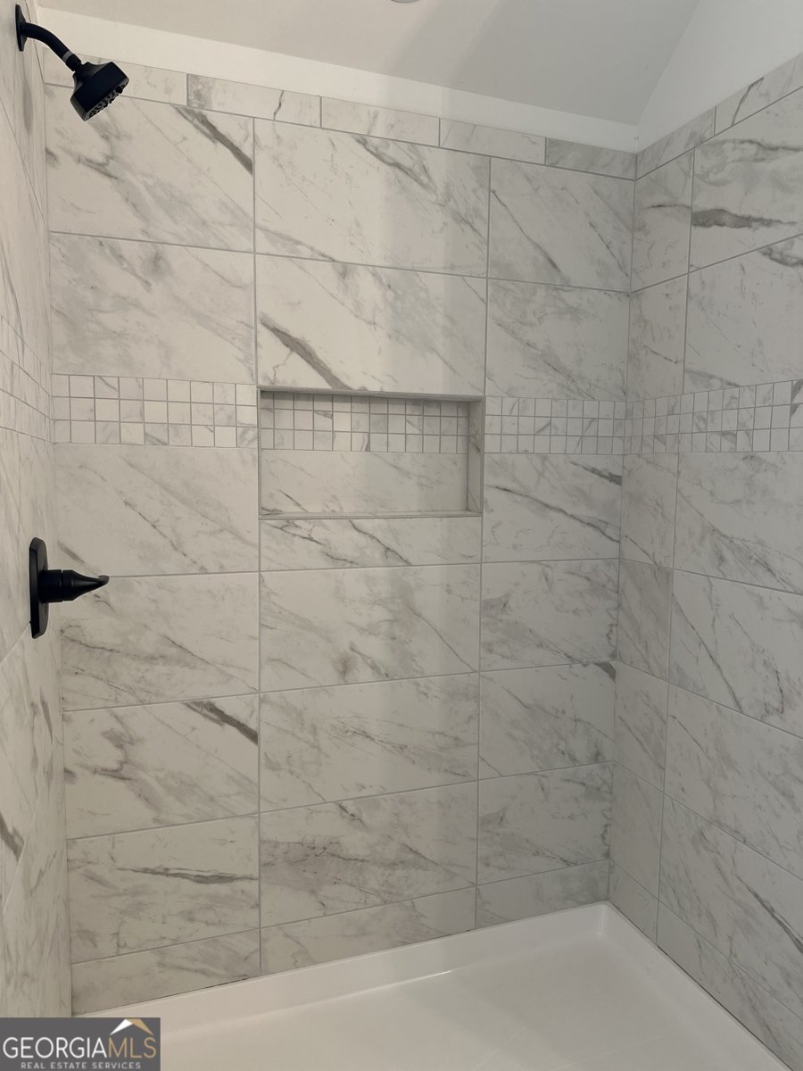 715 Lindsey Brooke Trace Bonaire - 18