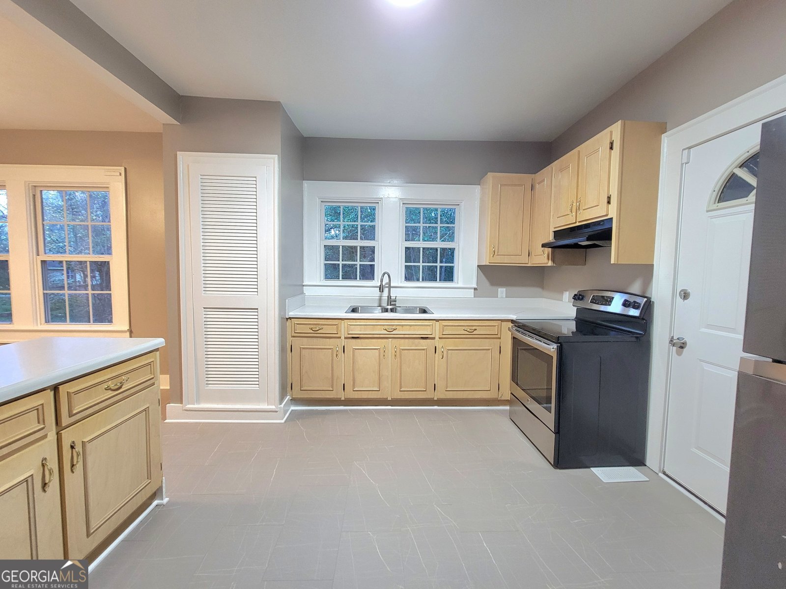 202 Railroad Street Valley - 10