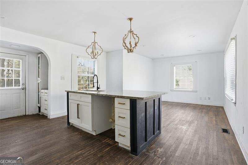 4765 Manse Forest Park - 4