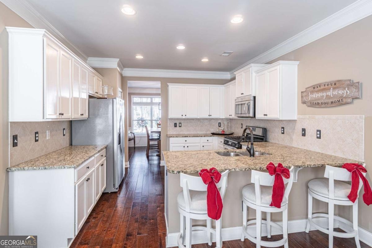 302 Barbados Lane Suwanee - 16