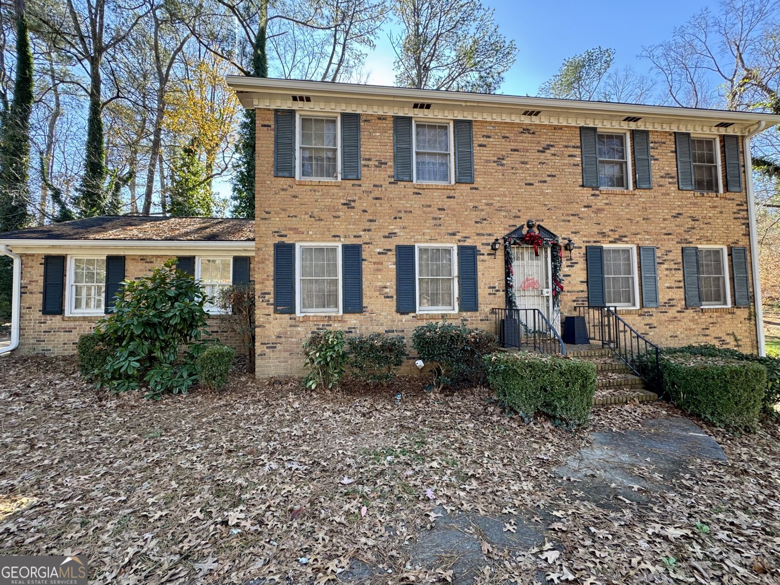 1344 Oakcrest Drive Atlanta - main photo