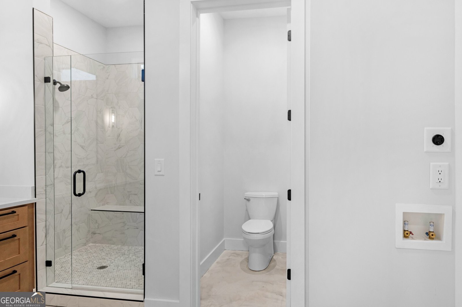 1386 Wayne Avenue Atlanta - 27