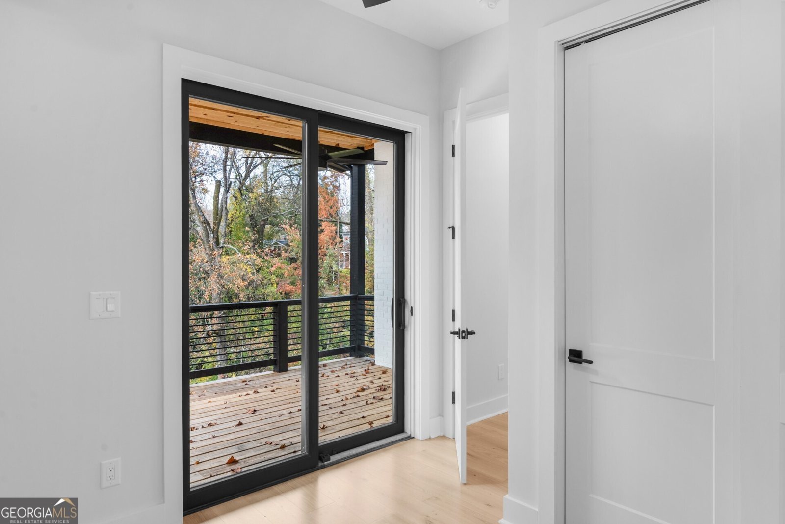 1386 Wayne Avenue Atlanta - 48