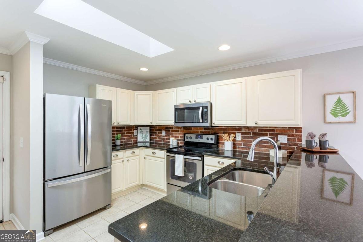 2316 Elmwood Drive Atlanta - 15