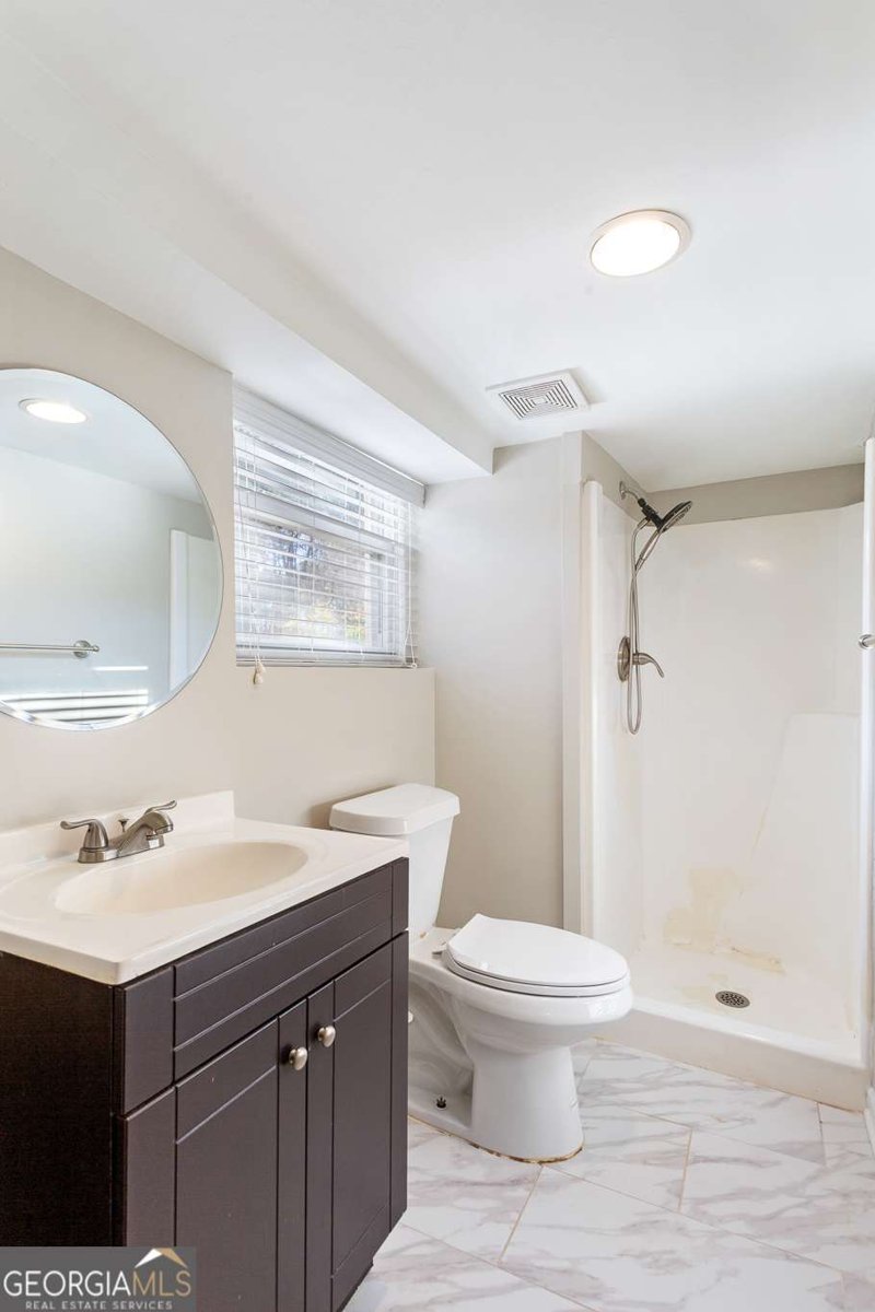 2316 Elmwood Drive Atlanta - 37