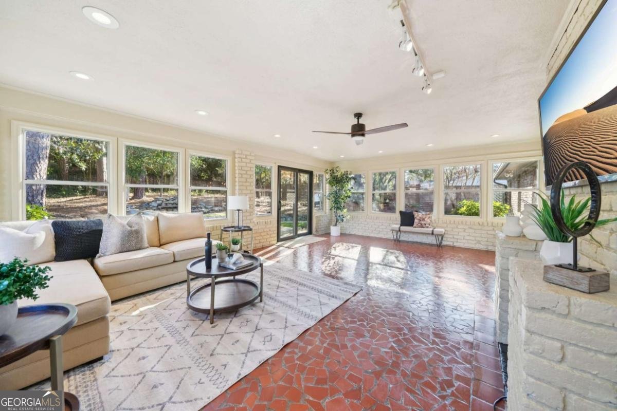 5795 Timberlane Terrace Atlanta - 28