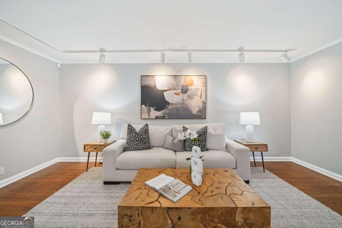 5795 Timberlane Terrace Atlanta - 9