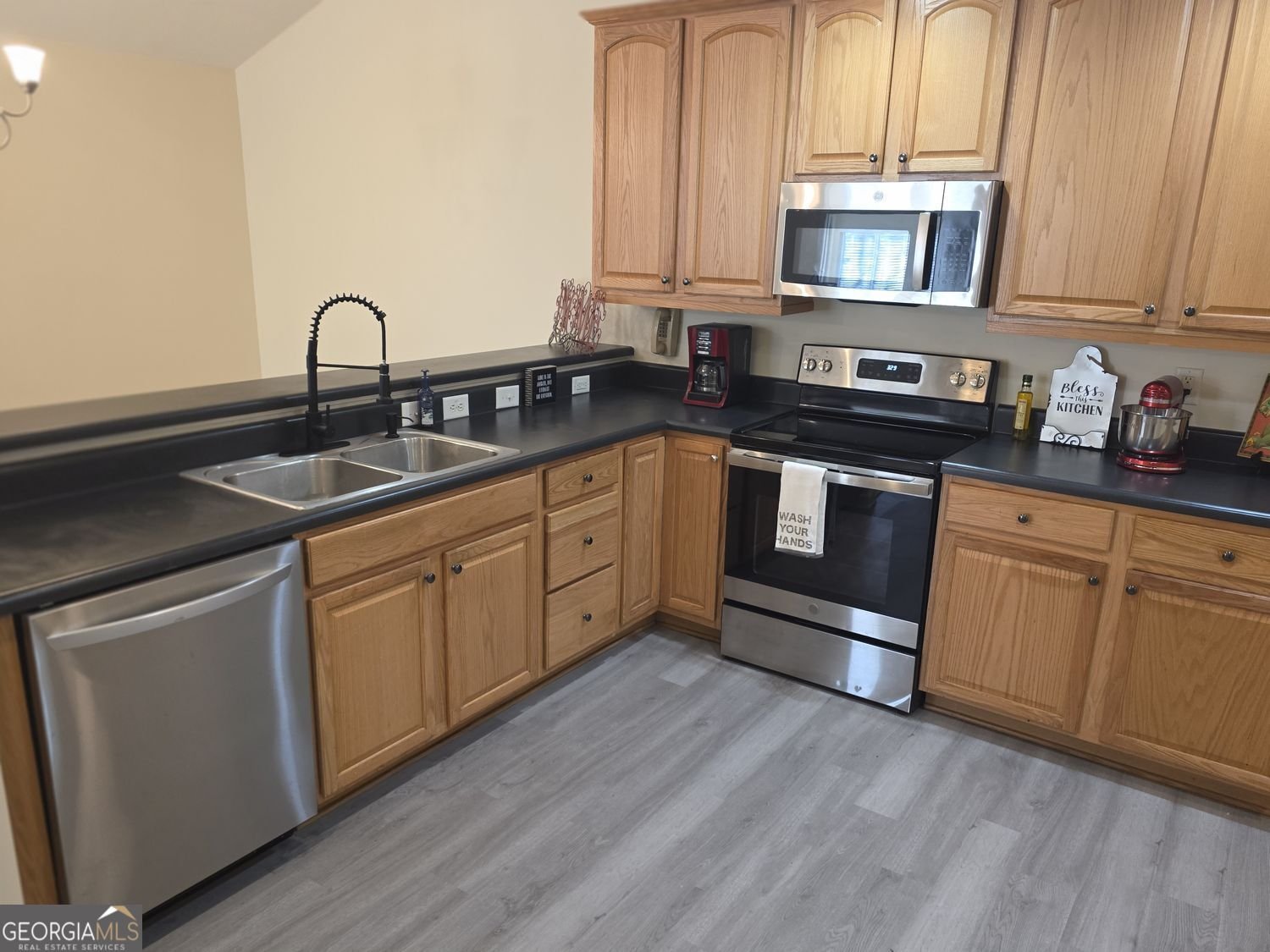 102 CASCADE PARK Drive Atlanta - 12