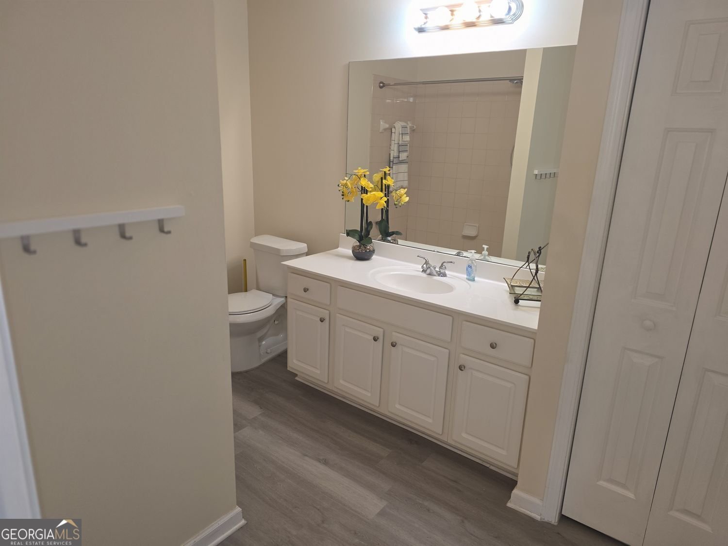 102 CASCADE PARK Drive Atlanta - 17