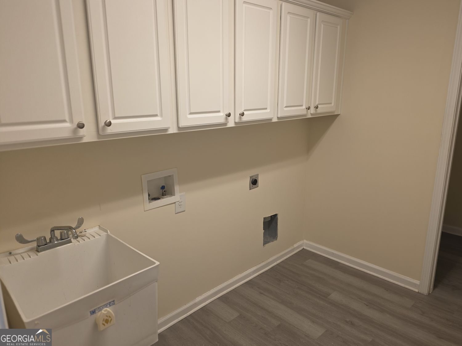 102 CASCADE PARK Drive Atlanta - 22