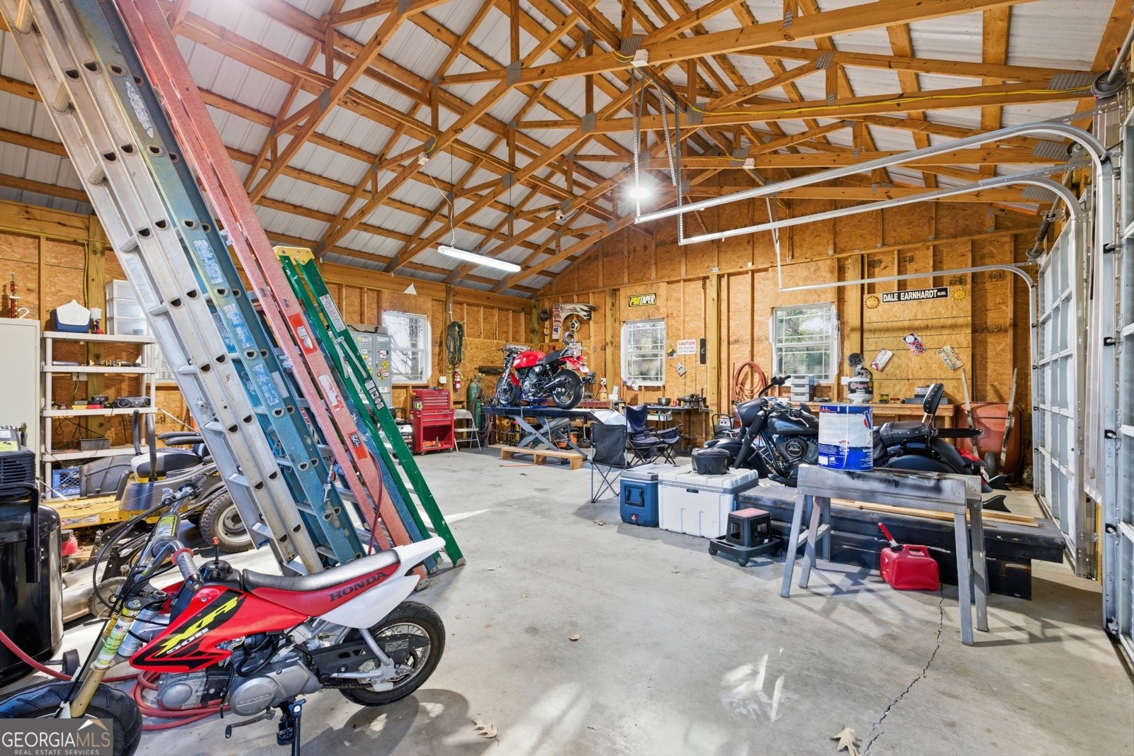 2175 Pea Ridge Road Cornelia - 44