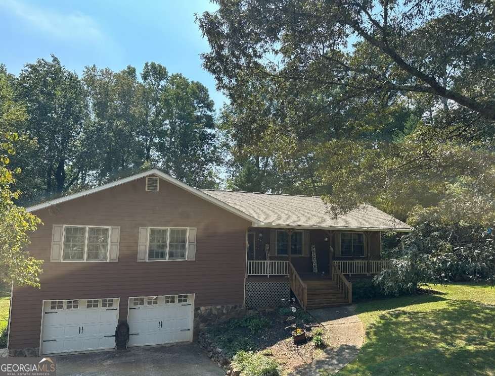 313 Chattahoochee Way Woodstock - main photo