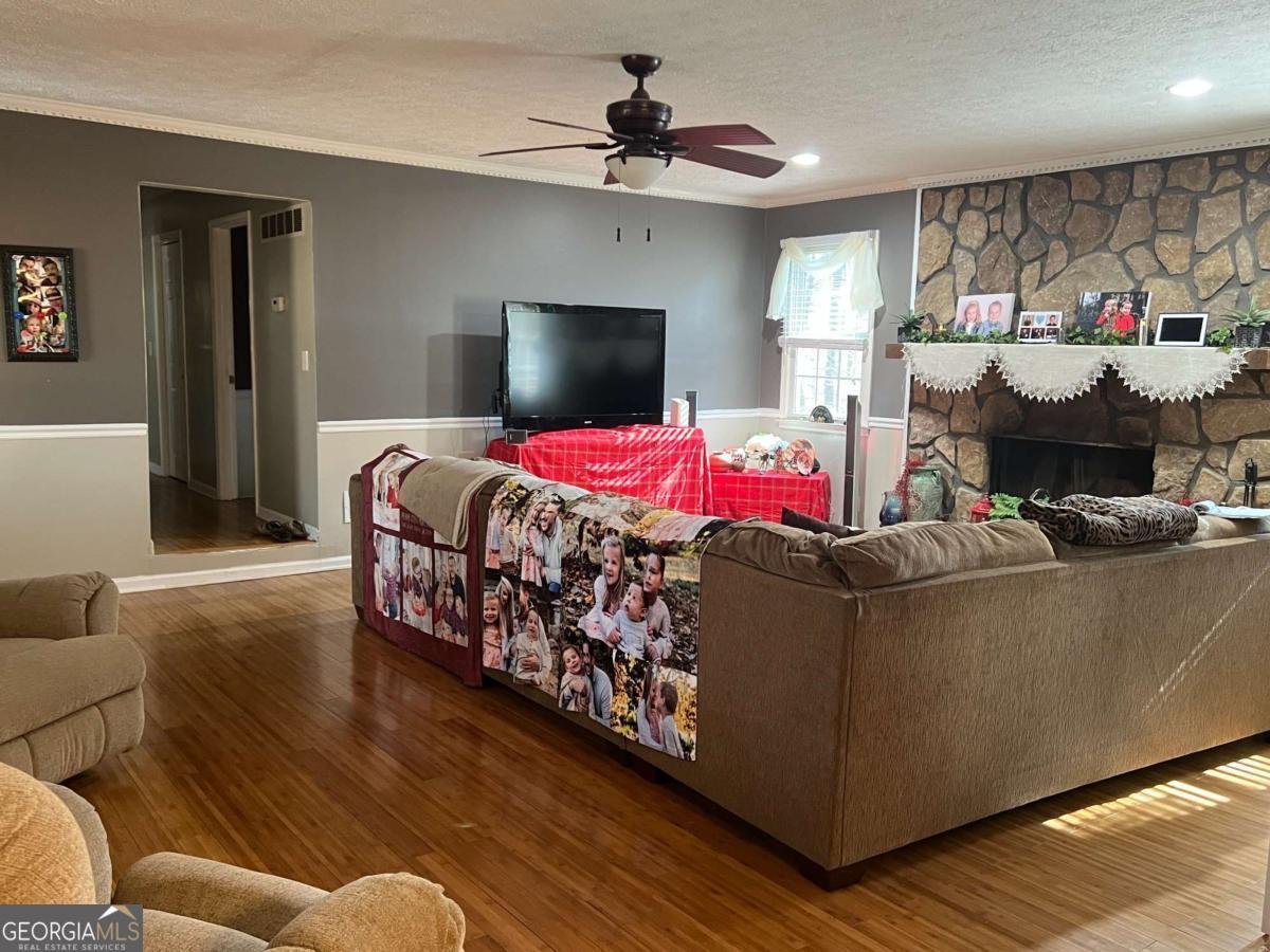 313 Chattahoochee Way Woodstock - 38