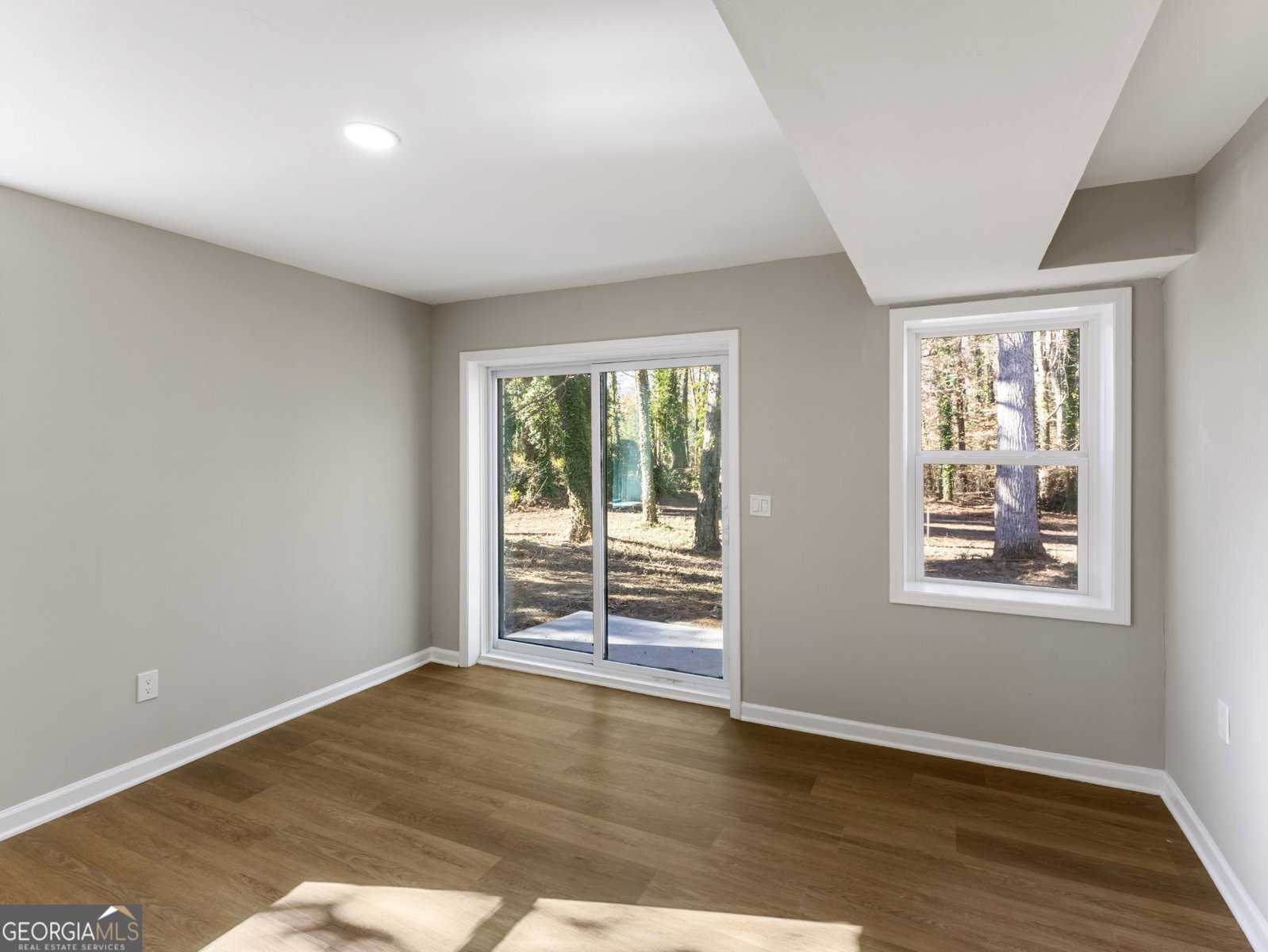 11 Cecil Drive Marietta - 29