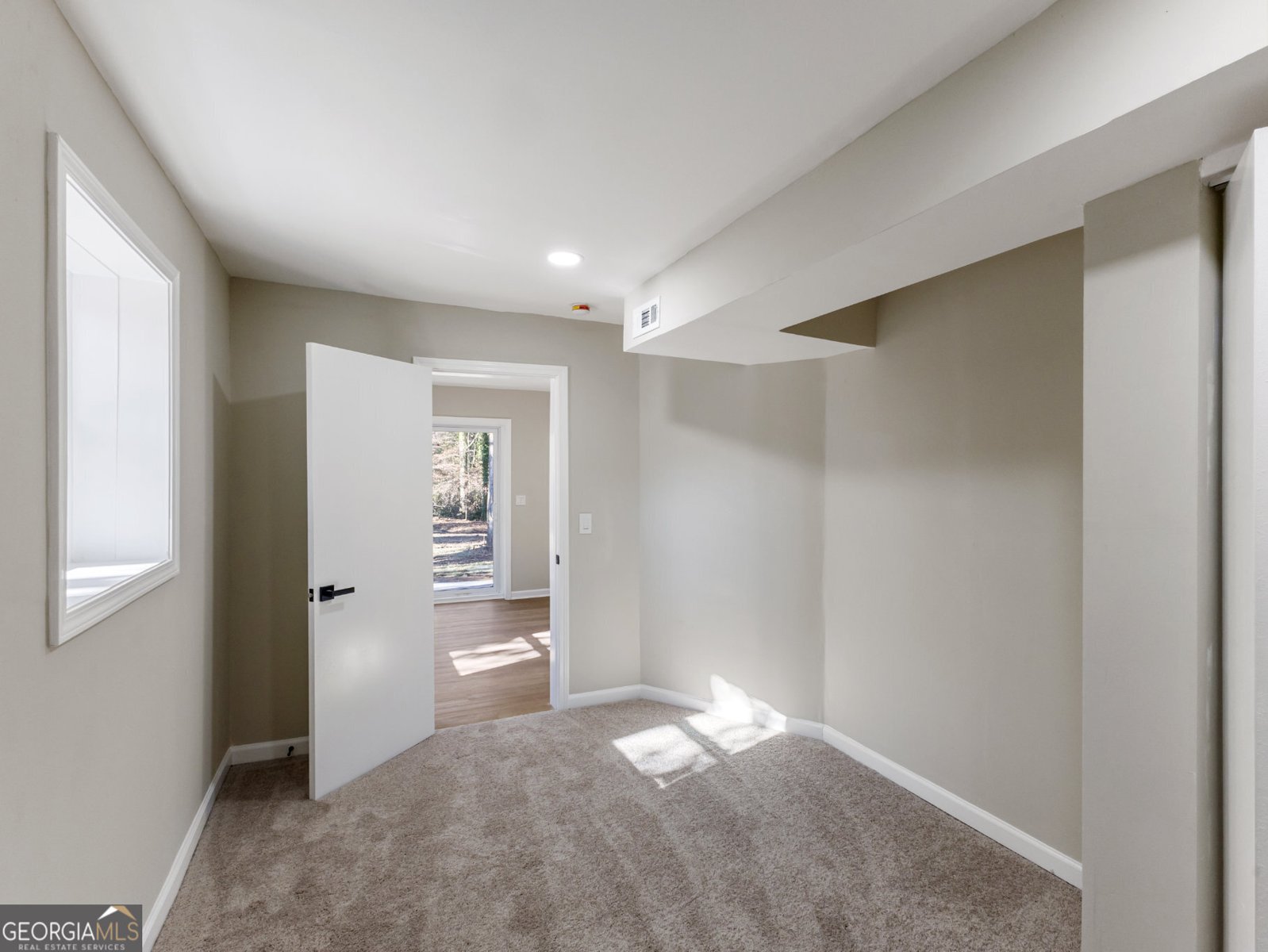 11 Cecil Drive Marietta - 33