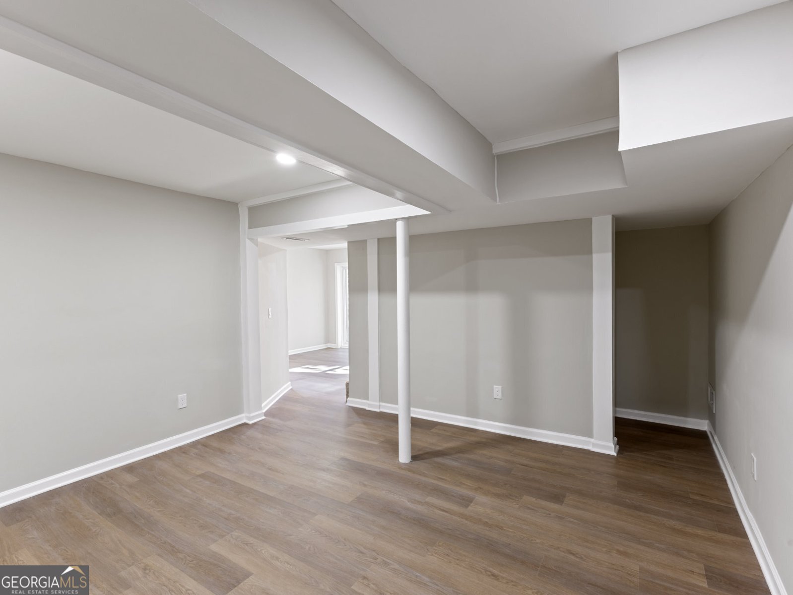 11 Cecil Drive Marietta - 35