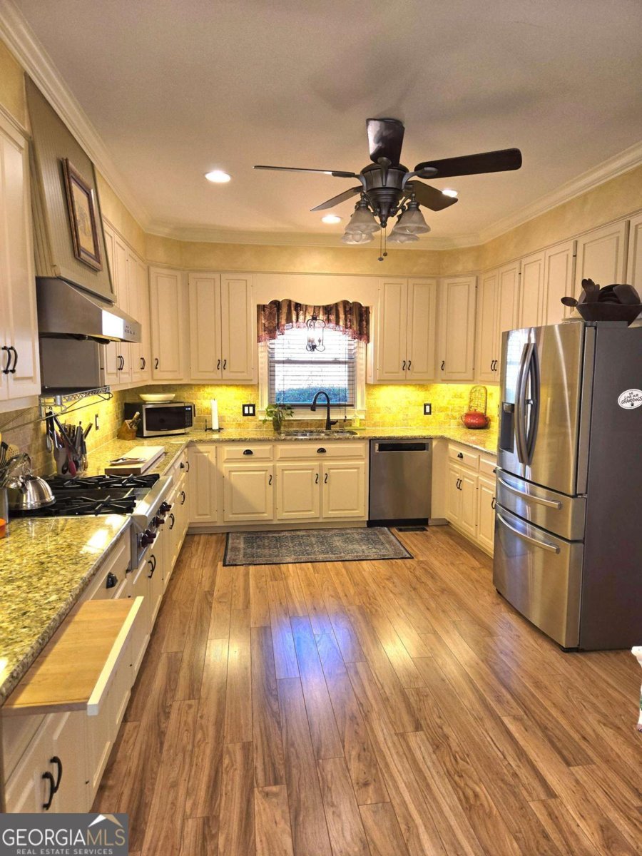 265 Deerhill Drive Bogart - 2