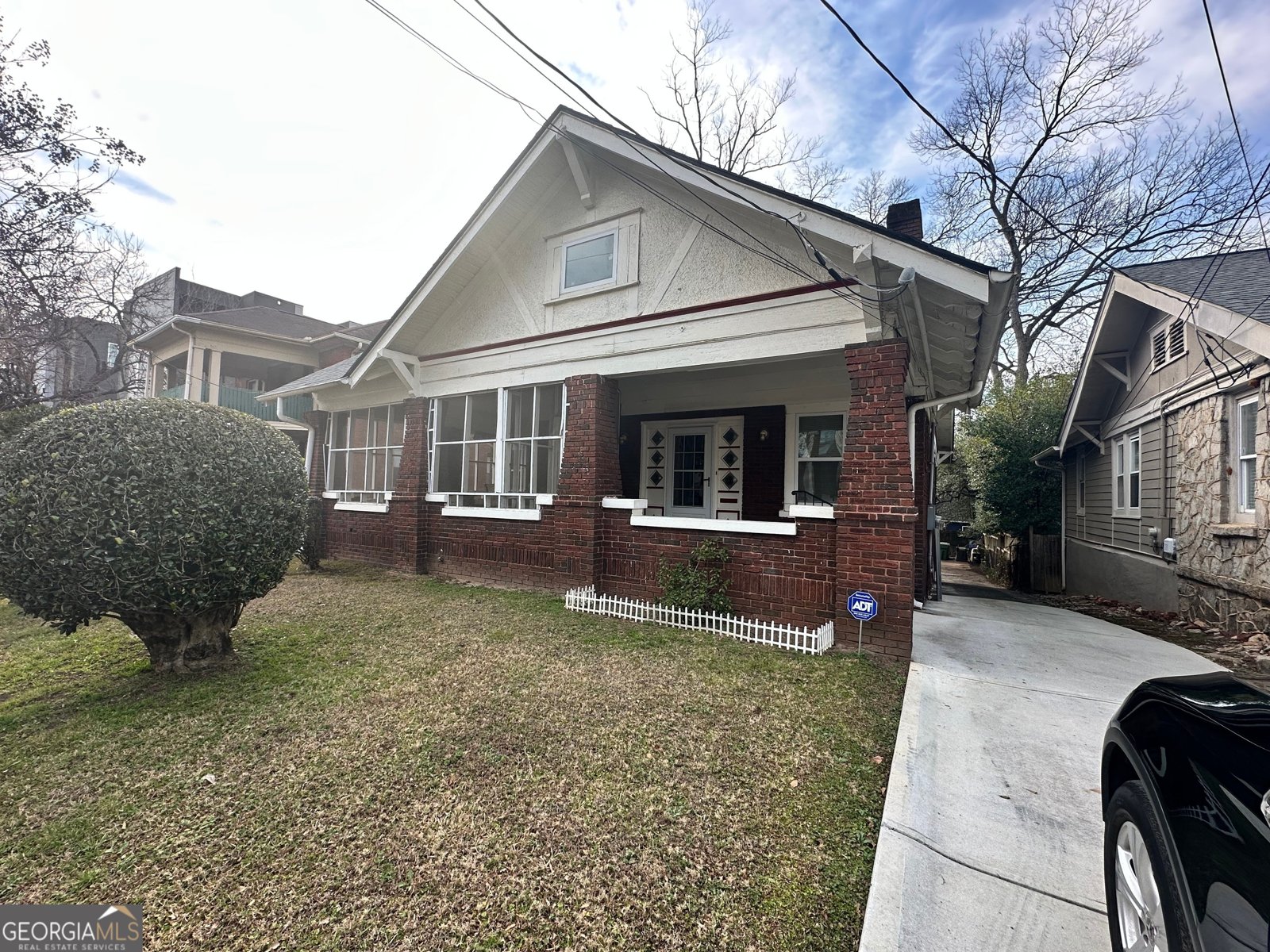 472 PARKWAY Drive Atlanta - main photo