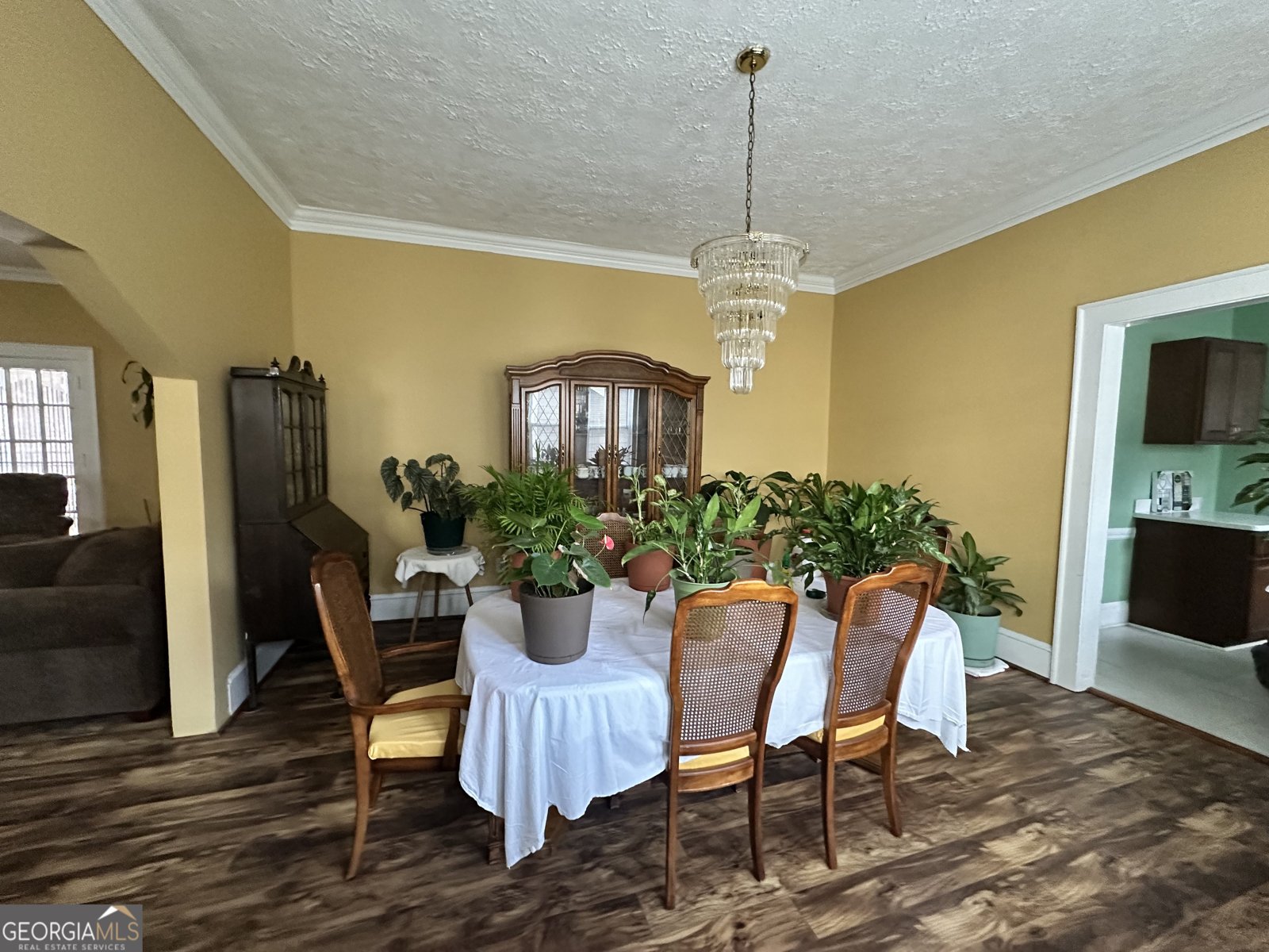 472 PARKWAY Drive Atlanta - 19