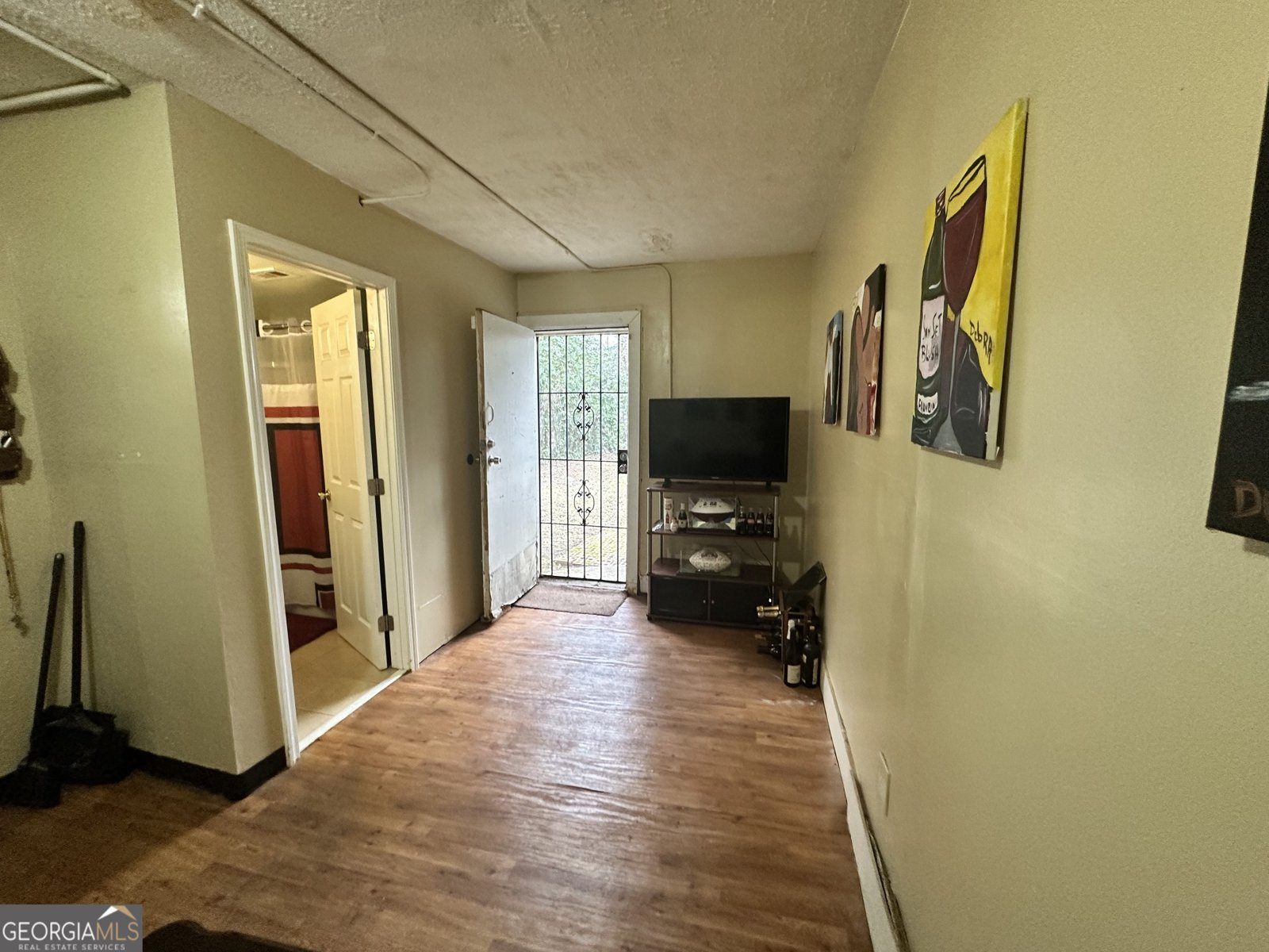 472 PARKWAY Drive Atlanta - 32