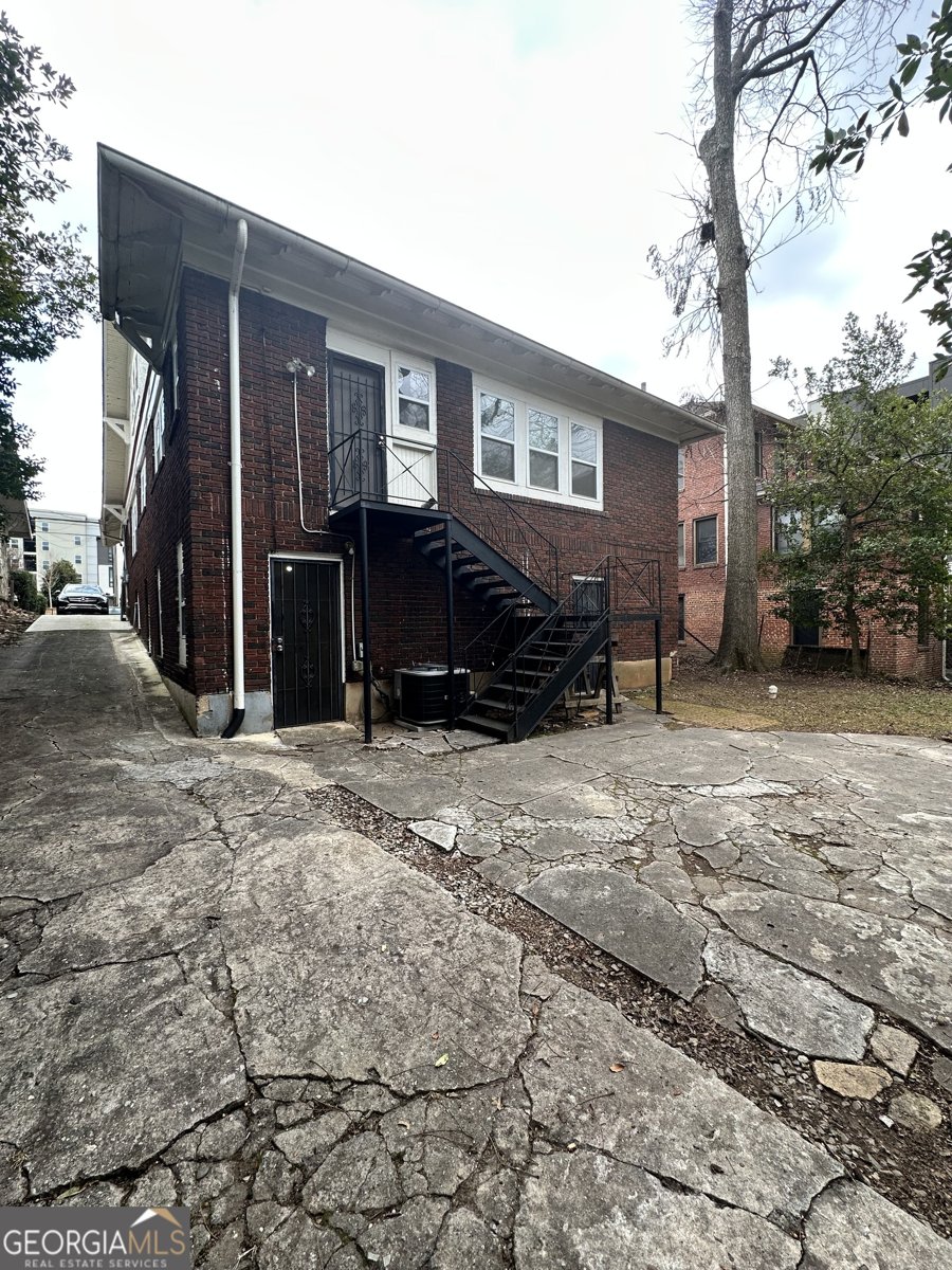 472 PARKWAY Drive Atlanta - 35