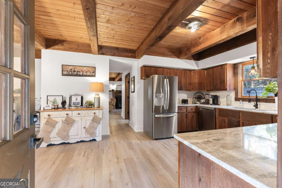 40 Kaceys Lane Helen - 13