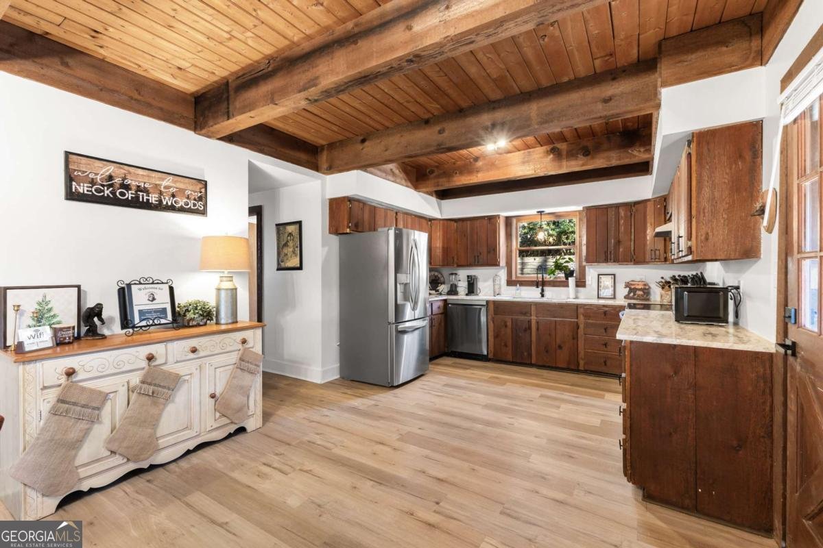 40 Kaceys Lane Helen - 14