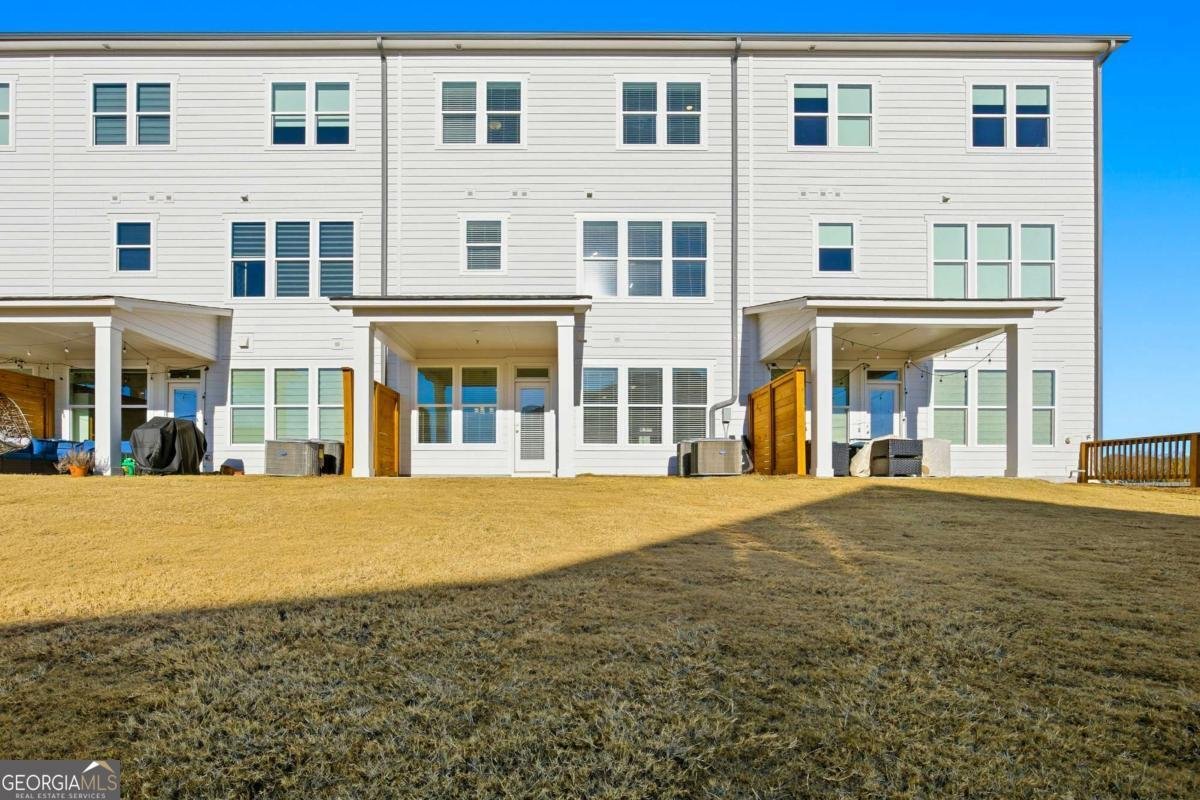 1235 Weatherway Lane Cumming - 29