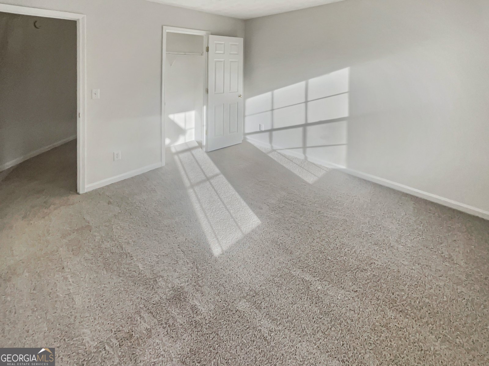 1246 Carriage Trace Circle Stone Mountain - 4