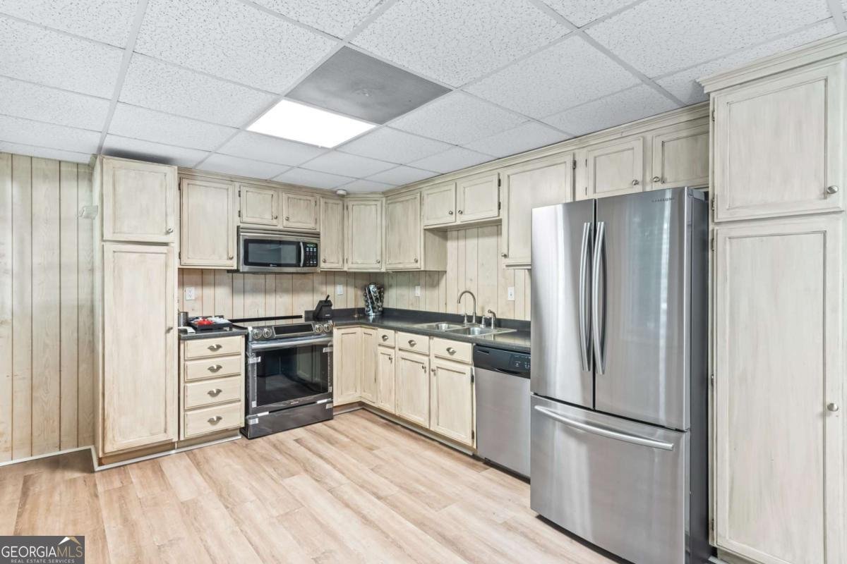 3201 Lakeridge Drive Marietta - 17