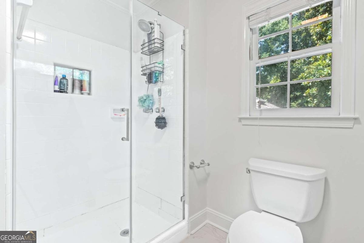 3201 Lakeridge Drive Marietta - 25