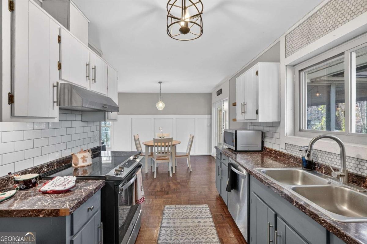 652 Wilshire Place Gainesville - 22