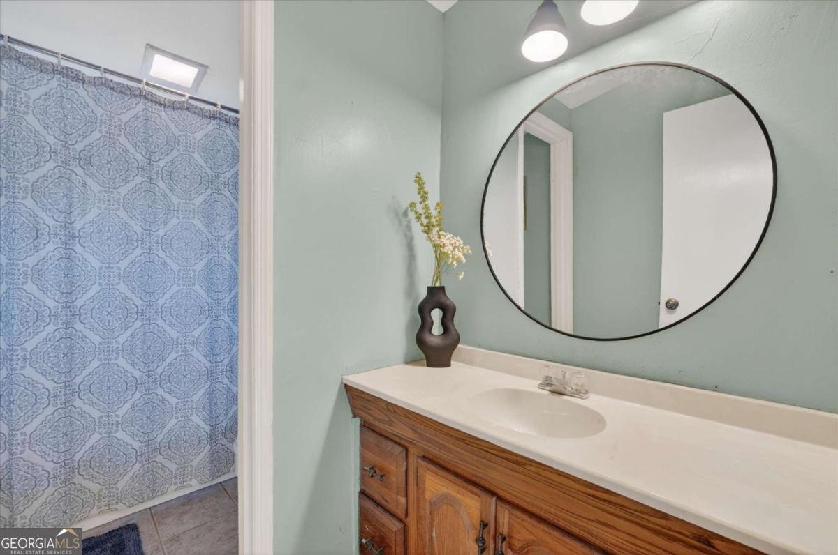 652 Wilshire Place Gainesville - 33