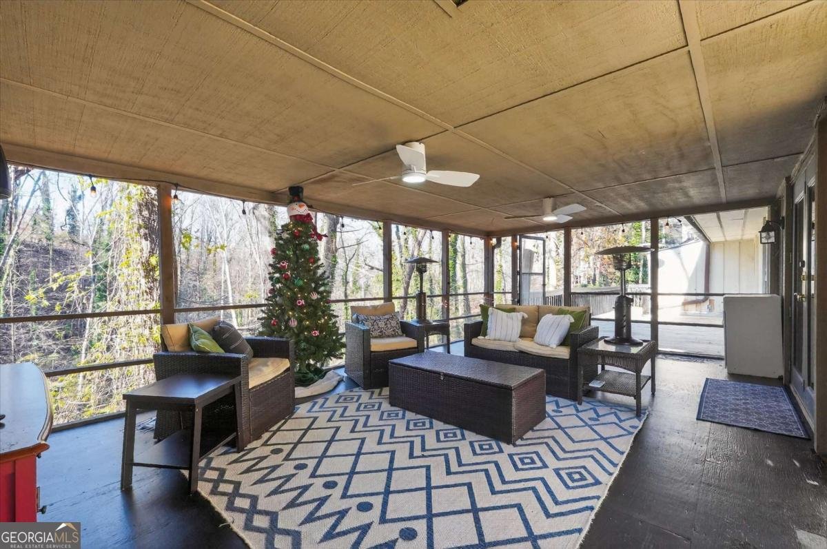 652 Wilshire Place Gainesville - 37