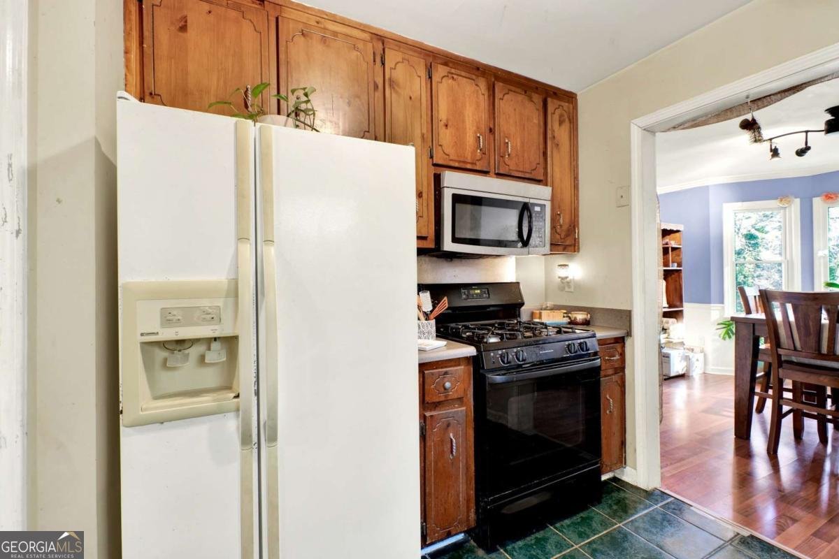 1665 Doefield Street Canton - 11