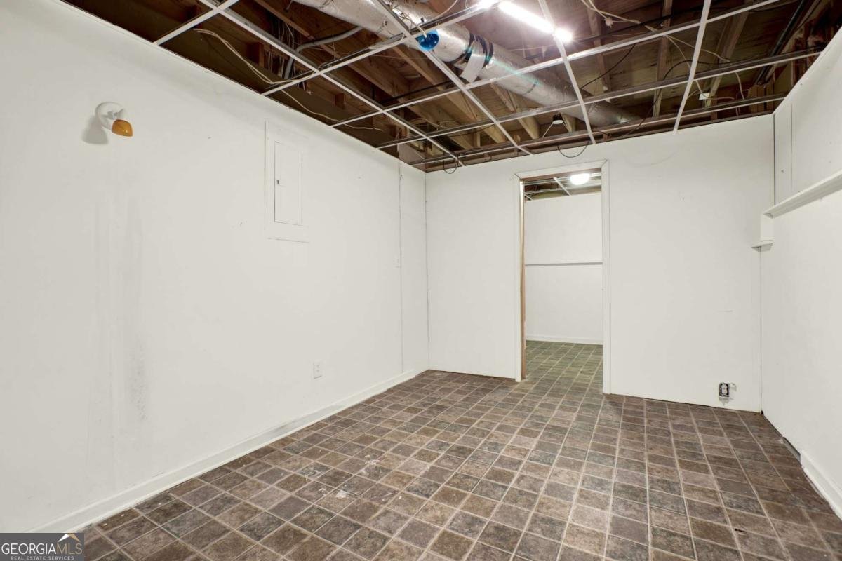 1665 Doefield Street Canton - 23