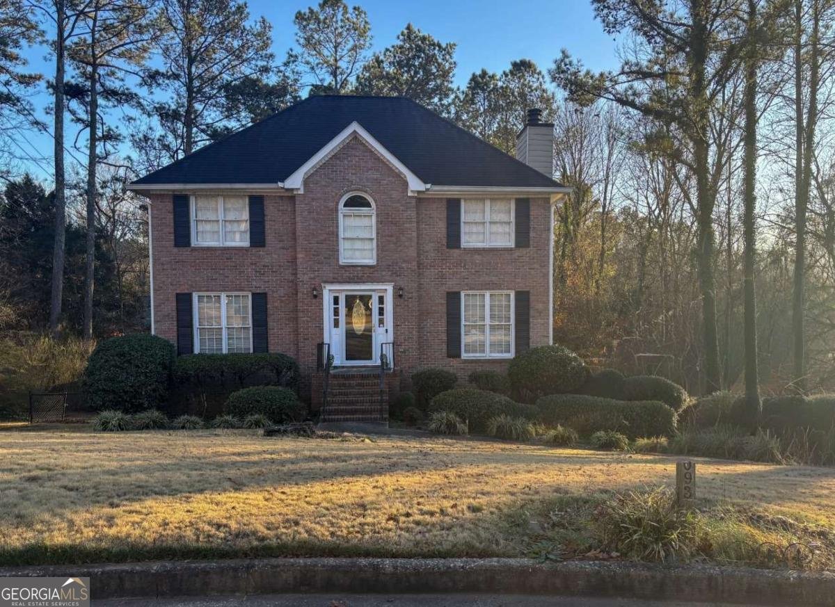 1093 Washington Lee Drive Lilburn - main photo