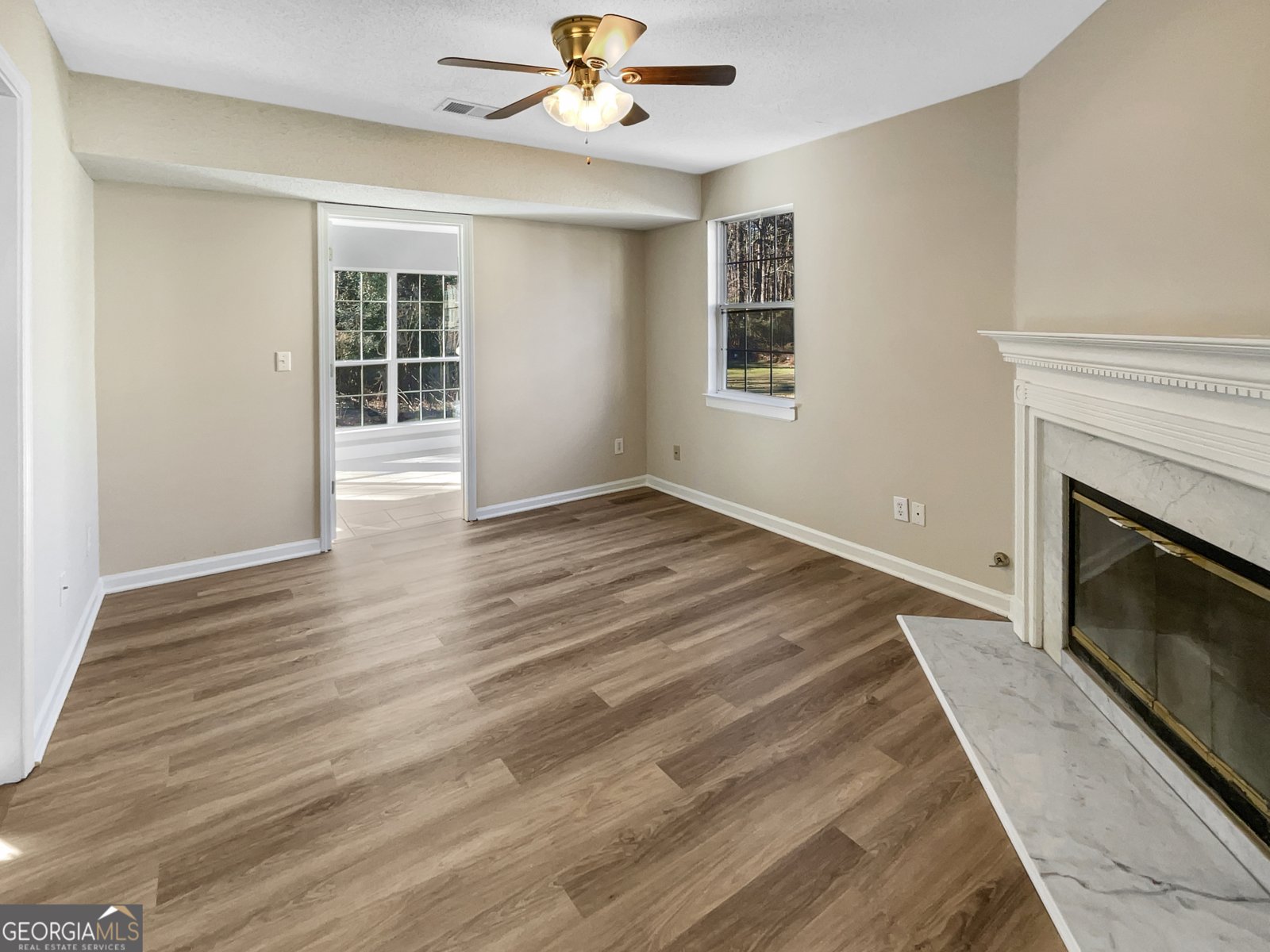 2050 Surrey Trail South Fulton - 11