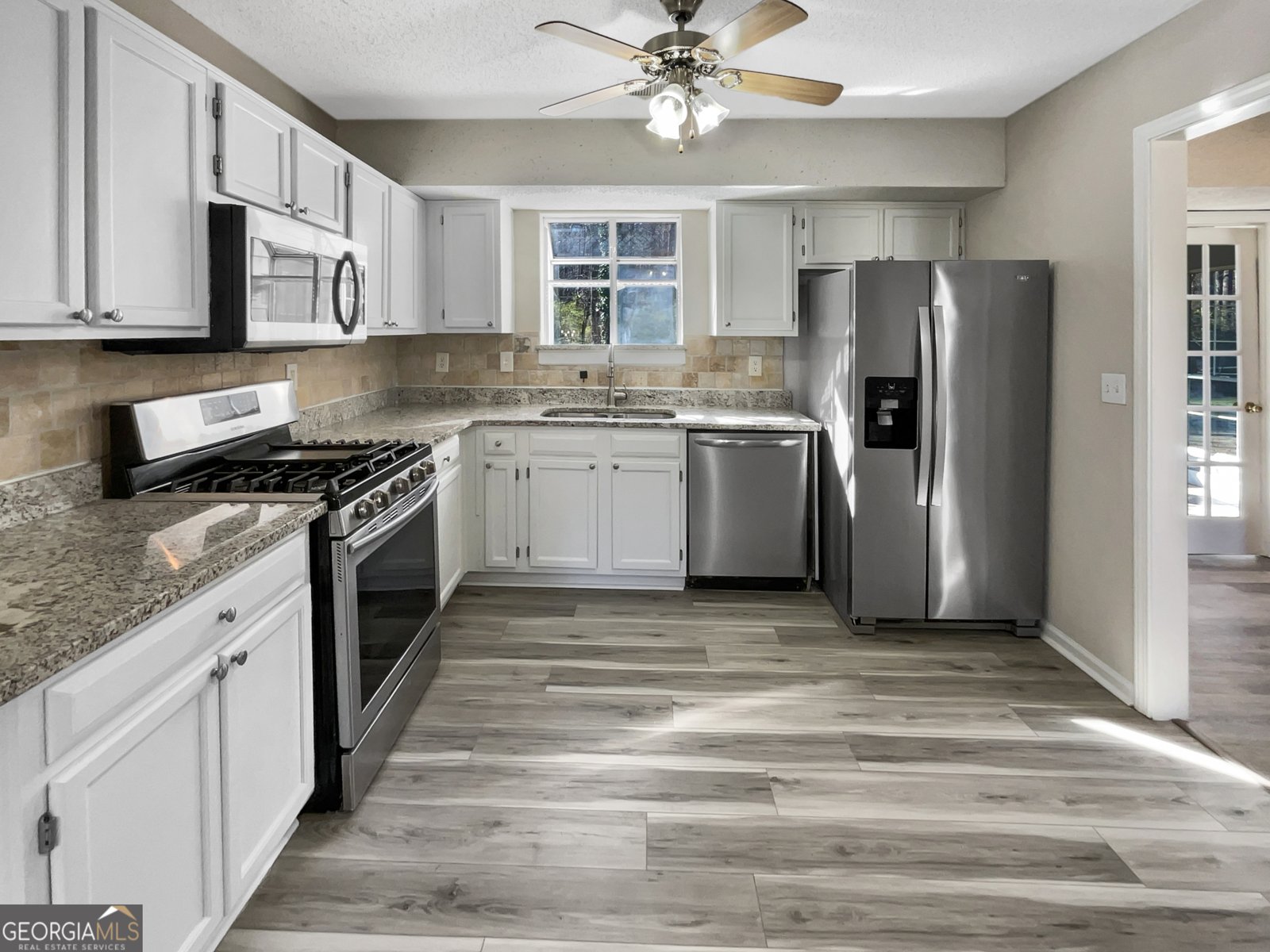 2050 Surrey Trail South Fulton - 2